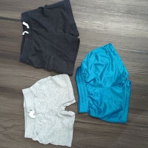 Great condition Boys basketball like shorts.